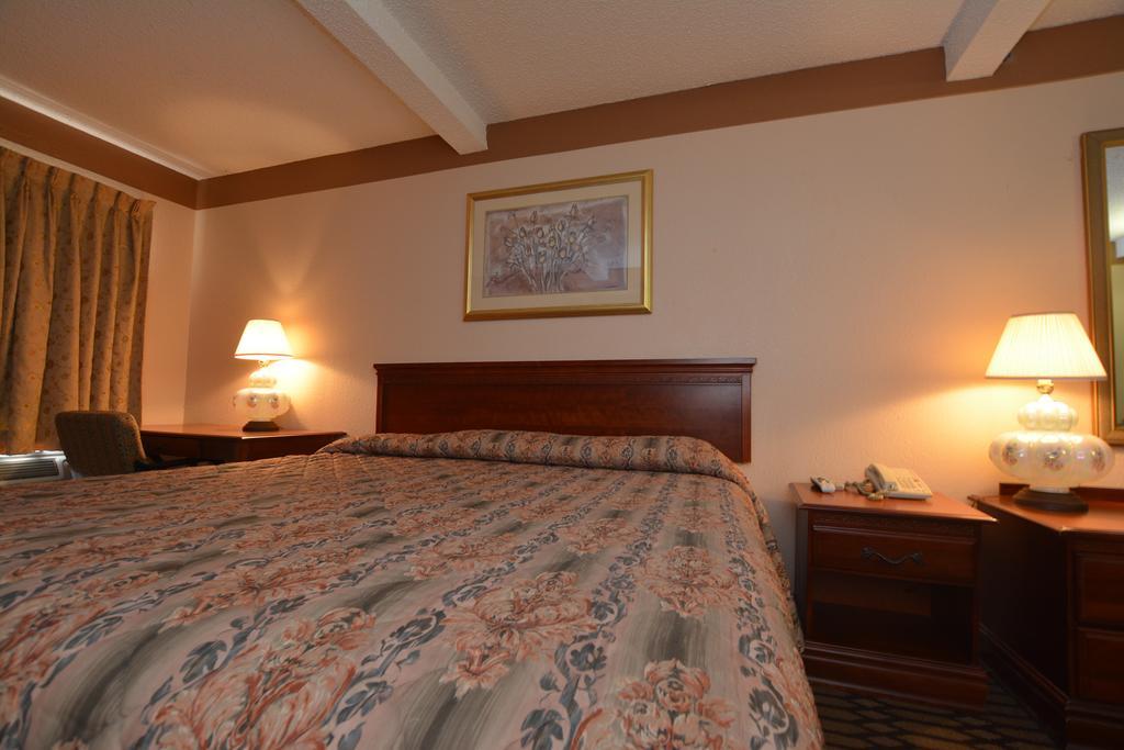Newcastle Motel المظهر الخارجي الصورة