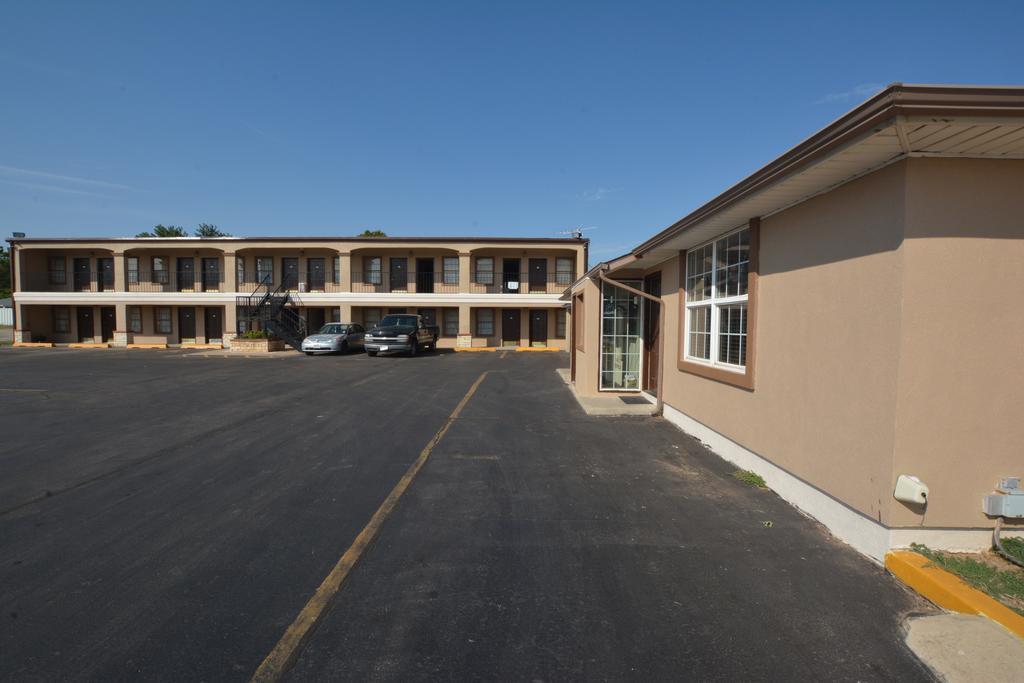 Newcastle Motel المظهر الخارجي الصورة